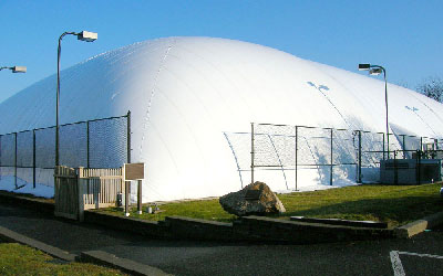 气膜冰球馆建筑与传统冰球场馆的区别
